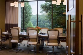 Merriweather Lakehouse, Autograph Collection