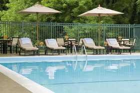 Merriweather Lakehouse, Autograph Collection