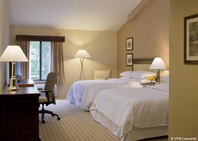 Merriweather Lakehouse, Autograph Collection