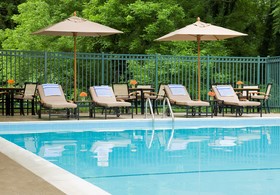 Merriweather Lakehouse, Autograph Collection
