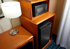 Fairfield Inn & Suites Cumberland