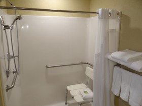 Holiday Inn Express Hotel & Suites Salisbury-Delmar