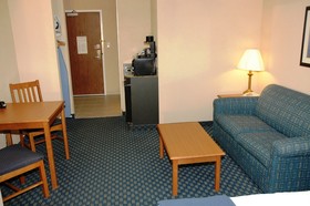 Holiday Inn Express Hotel & Suites Salisbury-Delmar