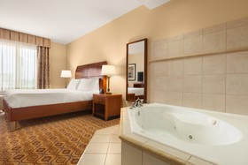 Hilton Garden Inn Solomons