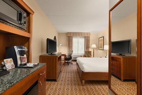 Hilton Garden Inn Solomons