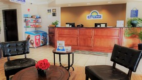 Days Inn by Wyndham Frederick