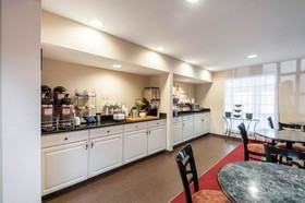 MainStay Suites