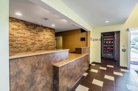 MainStay Suites