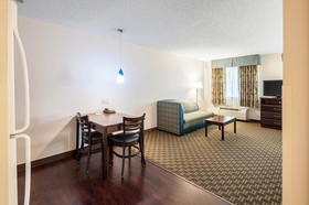 MainStay Suites