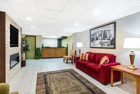 Super 8 by Wyndham Frederick