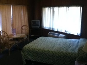Yough Valley Motel