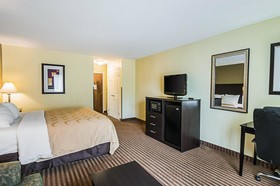 Quality Inn & Suites Frostburg