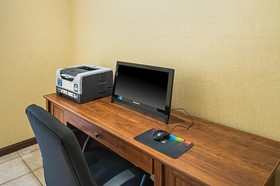 Quality Inn & Suites Frostburg