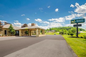 Quality Inn & Suites Frostburg