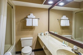 Quality Inn & Suites Frostburg