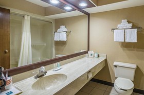 Quality Inn & Suites Frostburg