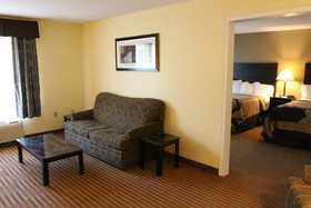 Quality Inn & Suites Frostburg