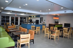 Country Inn & Suites by Radisson, Hagerstown, MD