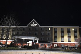 Country Inn & Suites by Radisson, Hagerstown, MD