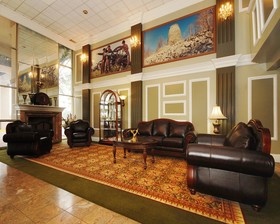 Plaza Inn & Suites