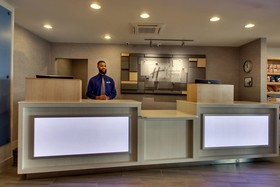 Holiday Inn Express Baltimore Bwi Airport West