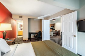 Quality Suites