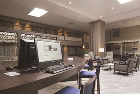 DoubleTree by Hilton Hotel Laurel