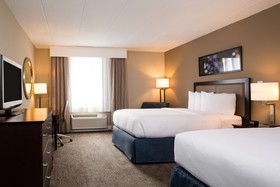 DoubleTree by Hilton Hotel Laurel