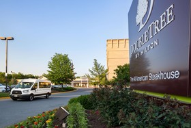 DoubleTree by Hilton Hotel Laurel