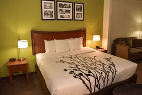 Sleep Inn & Suites