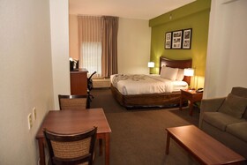 Sleep Inn & Suites
