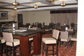 Holiday Inn Express & Suites La Vale Cumberland