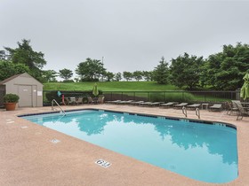 La Quinta Inn & Suites by Wyndham Baltimore BWI Airport