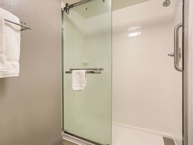 La Quinta Inn & Suites by Wyndham Baltimore BWI Airport