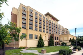 Sheraton Baltimore Washington Airport Hotel - BWI