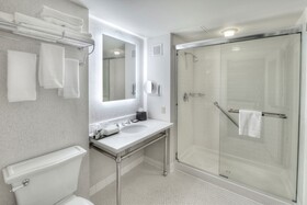 Sheraton Baltimore Washington Airport Hotel - BWI