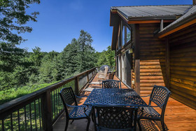 Glass Mountain Holiday Home
