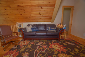 Hootenanny House