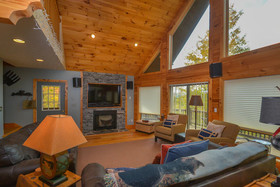 Hootenanny House