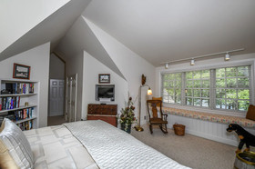 Quiet Retreat Four bedroom Holiday Home