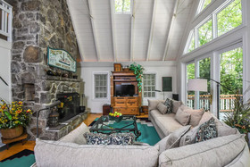 Quiet Retreat Four bedroom Holiday Home