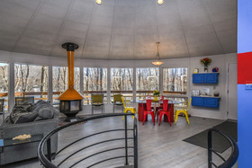 Retro Lake Landing House