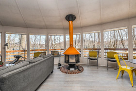 Retro Lake Landing House
