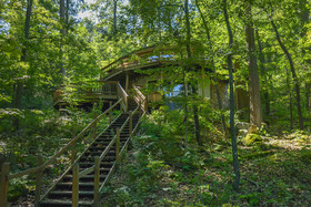 Retro Lake Landing House