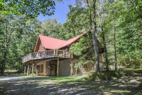 Rock Lodge Cabin House