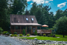 Slope's Edge House