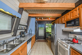 Waterside Bliss House