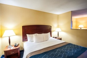 Comfort Inn & Suites