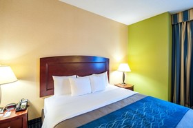 Comfort Inn & Suites