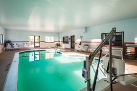 Comfort Inn & Suites